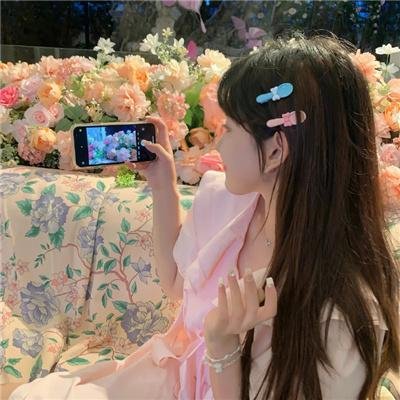 黑珍珠艾曼妞